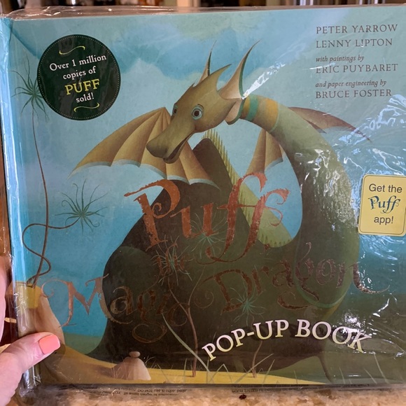 Sterling Children's Books Other - Puff The Magic Dragon Pop Up Book!